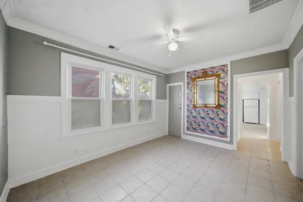 $1,900 | 3835 West 65th Street, Unit 1, Chicago, IL 60629