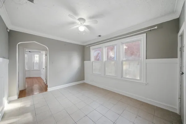 $1,900 | 3835 West 65th Street, Unit 1, Chicago, IL 60629