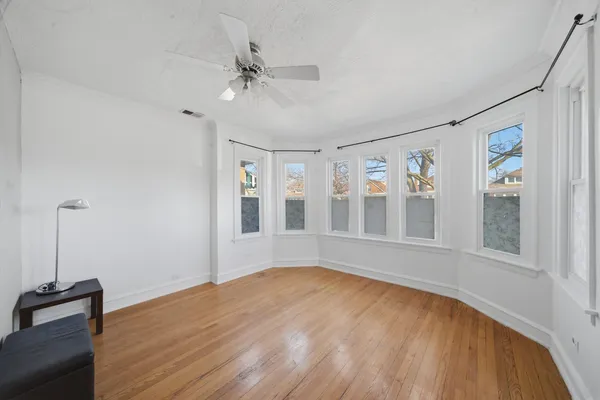 $1,900 | 3835 West 65th Street, Unit 1, Chicago, IL 60629