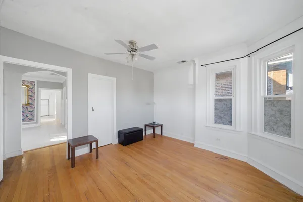 $1,900 | 3835 West 65th Street, Unit 1, Chicago, IL 60629
