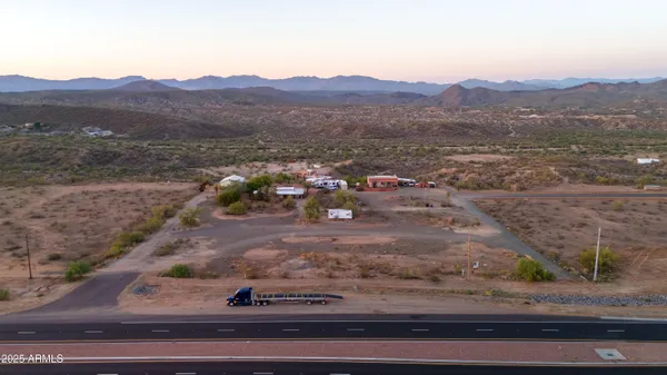 $1,400,000 | 2315 Highway 93, Wickenburg, AZ 85390