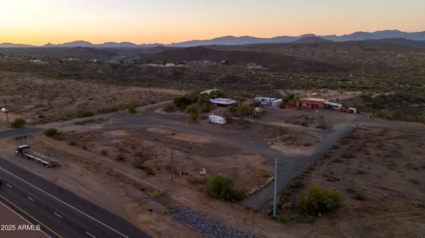 $1,400,000 | 2315 Highway 93, Wickenburg, AZ 85390