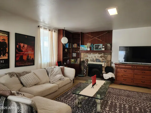 $1,400,000 | 2315 Highway 93, Wickenburg, AZ 85390