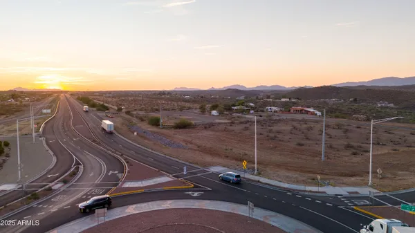 $1,400,000 | 2315 Highway 93, Wickenburg, AZ 85390