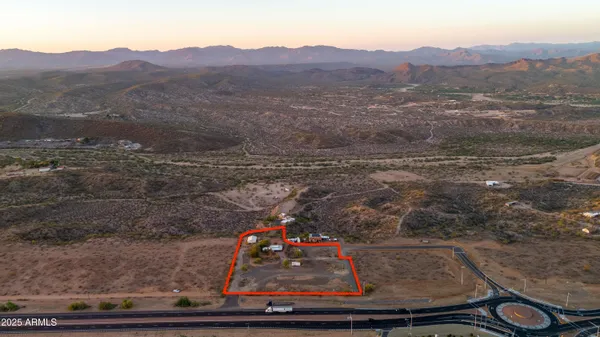 $1,400,000 | 2315 Highway 93, Wickenburg, AZ 85390