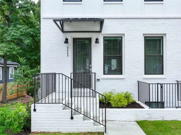 $3,300 | 2443 Sycamore Road Northwest, Atlanta, GA 30318