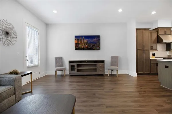 $3,300 | 2443 Sycamore Road Northwest, Atlanta, GA 30318