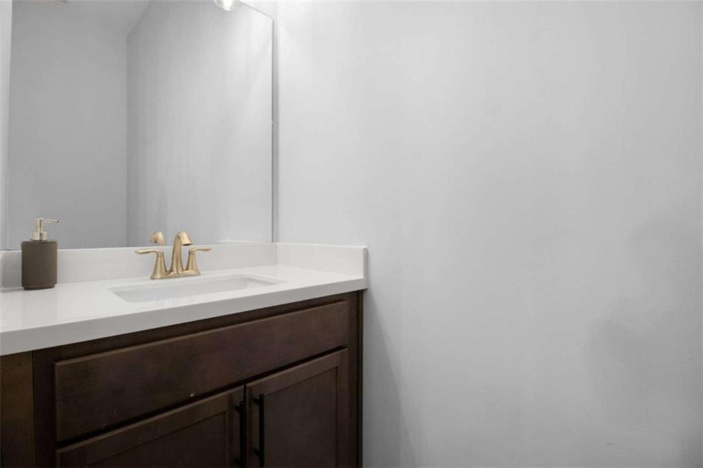 2443 Sycamore Road Northwest Atlanta, GA 30318 - Photo 12 of 25