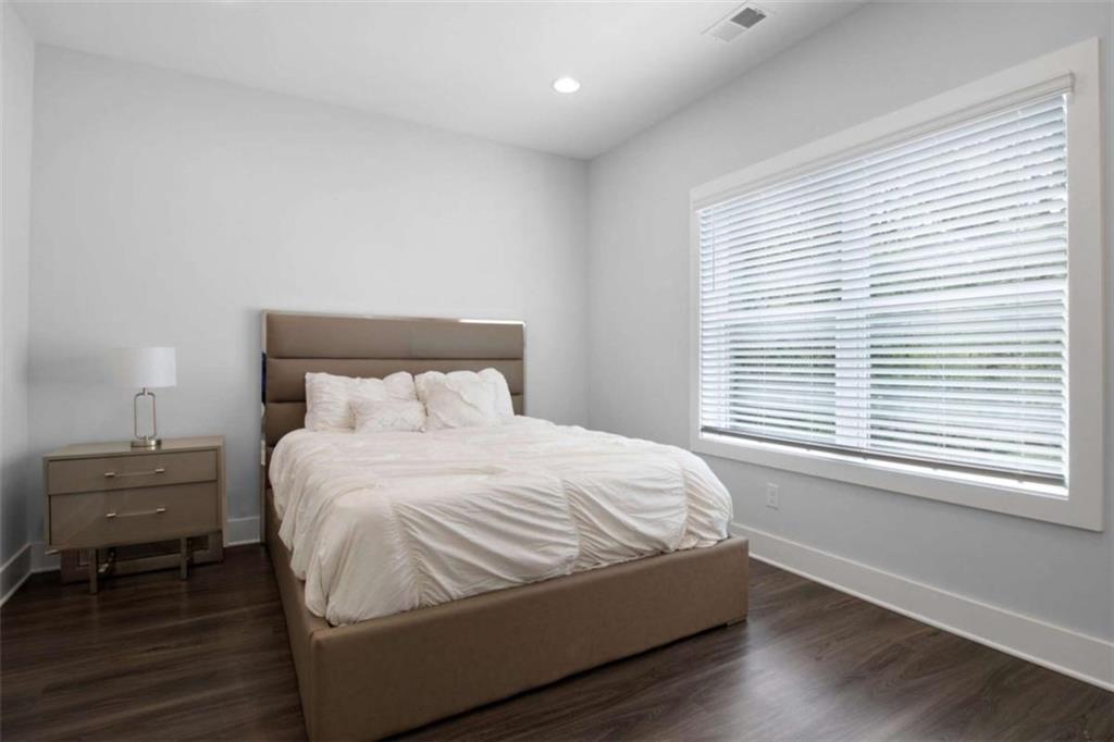 2443 Sycamore Road Northwest Atlanta, GA 30318 - Photo 17 of 25