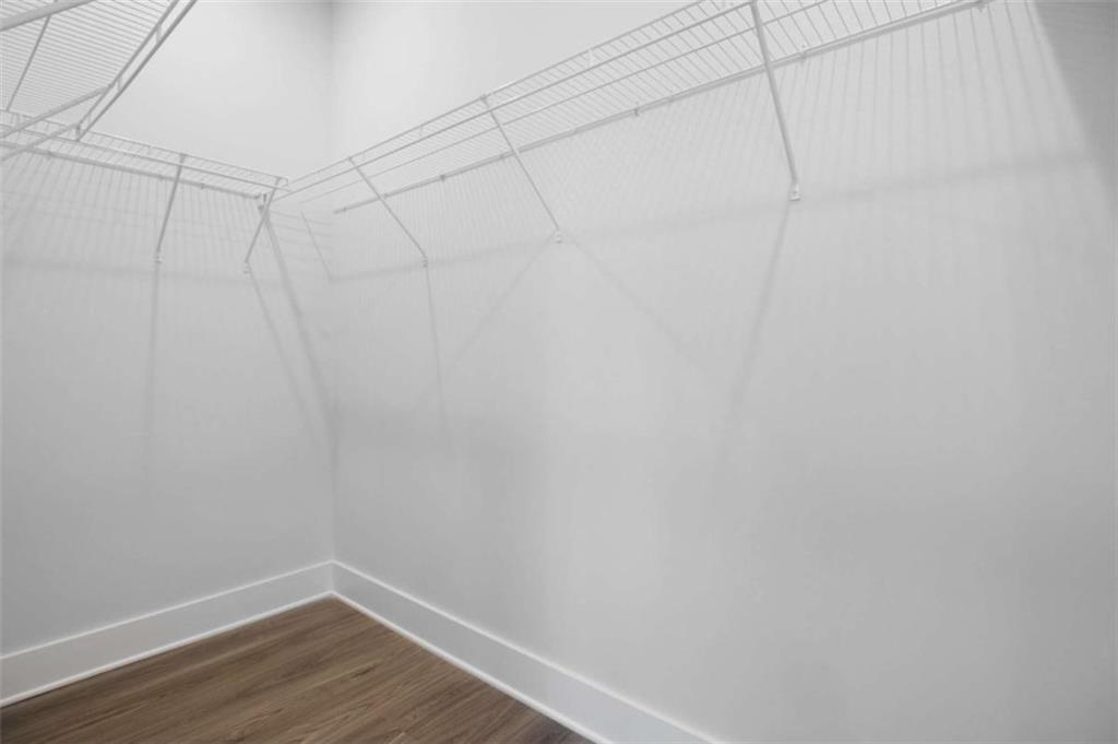 2443 Sycamore Road Northwest Atlanta, GA 30318 - Photo 19 of 25