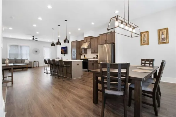 $3,300 | 2443 Sycamore Road Northwest, Atlanta, GA 30318