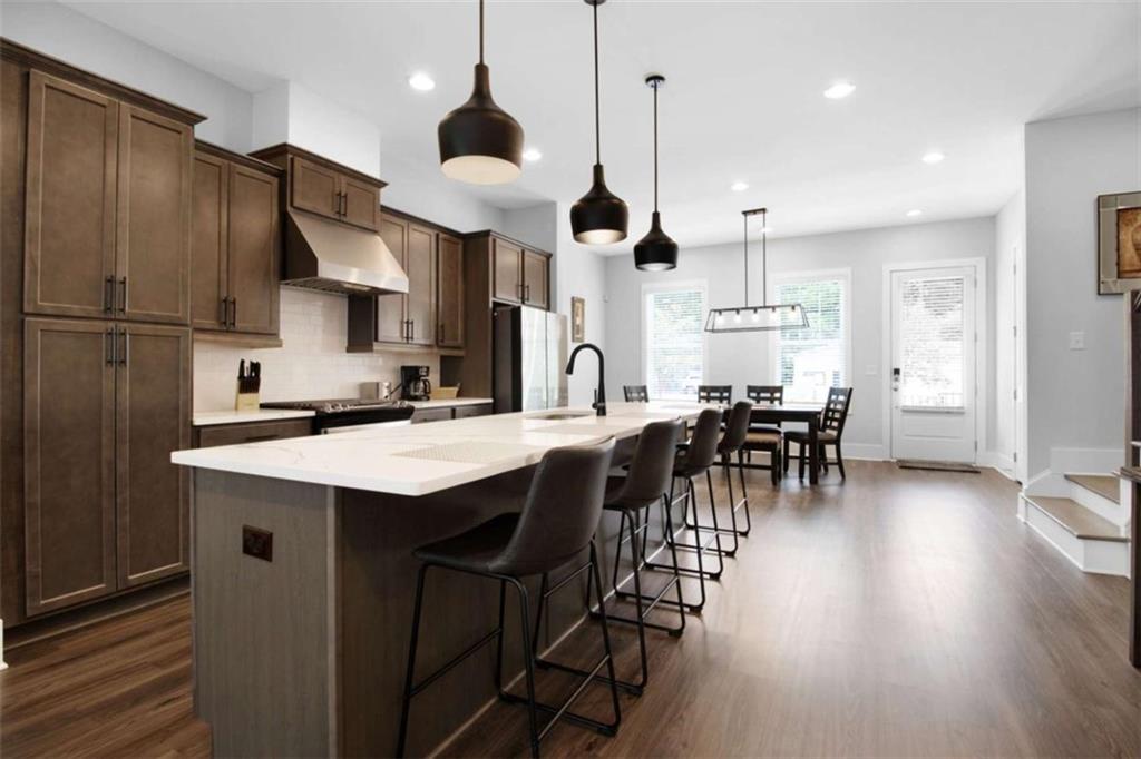 2443 Sycamore Road Northwest Atlanta, GA 30318 - Photo 5 of 25