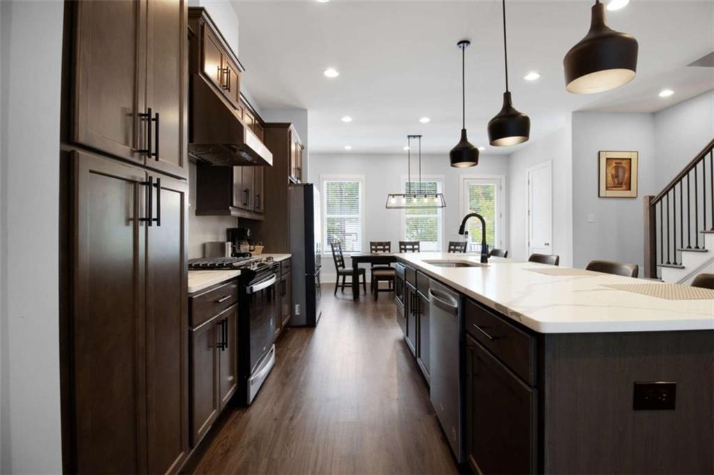 2443 Sycamore Road Northwest Atlanta, GA 30318 - Photo 6 of 25