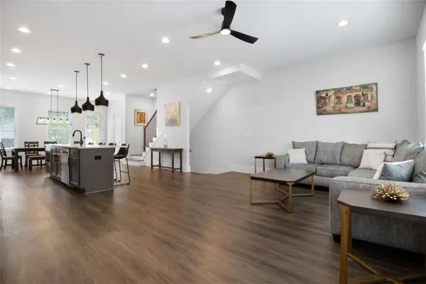 $3,300 | 2443 Sycamore Road Northwest, Atlanta, GA 30318