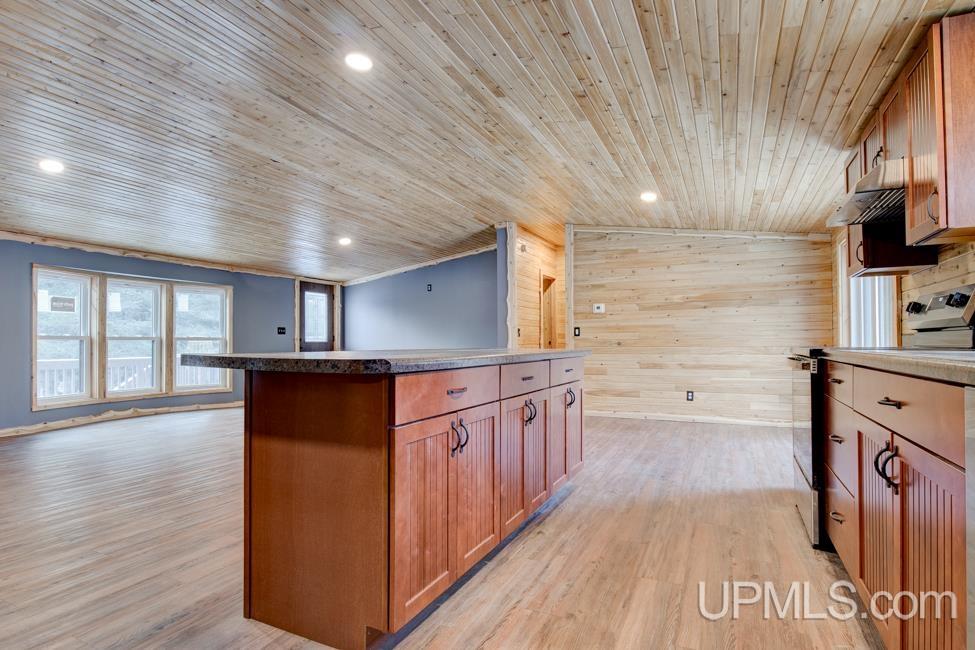 9060 26.6 Road Rapid River, MI 49878 - Photo 9 of 51 Gallery Image 9