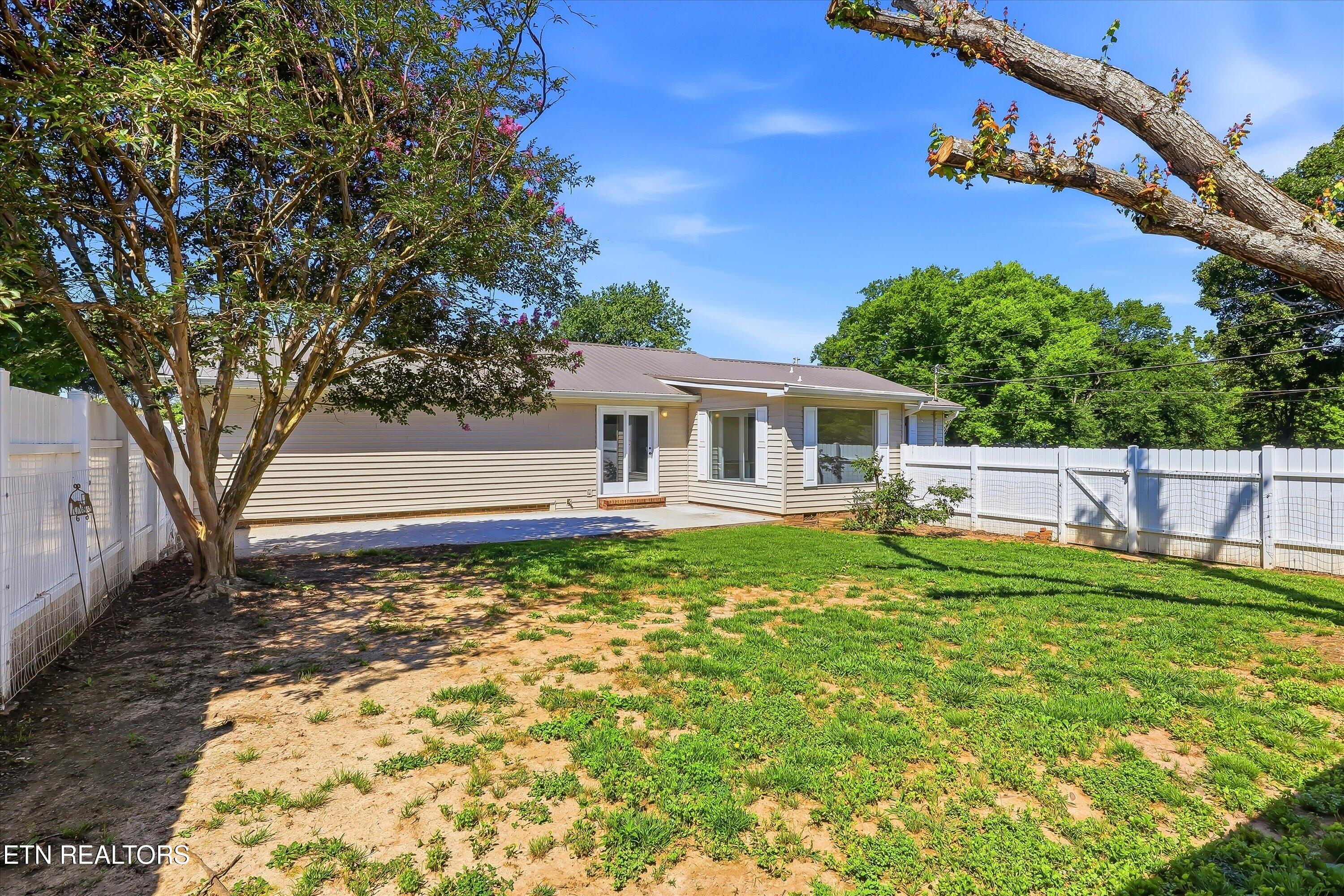 904 Mt Lebanon Road Maryville, TN 37804 - Photo 22 of 24 22-904 Mt Lebanon Rd-22