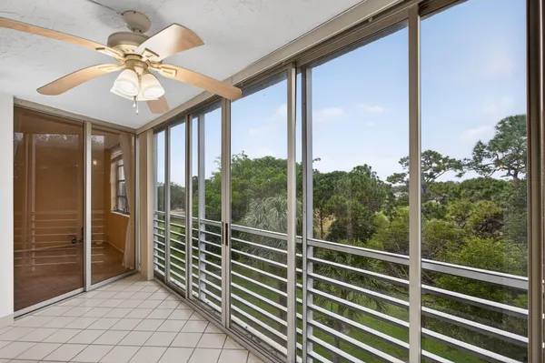 $2,500 | 3503 Oaks Way, Unit 405, Pompano Beach, FL 33069