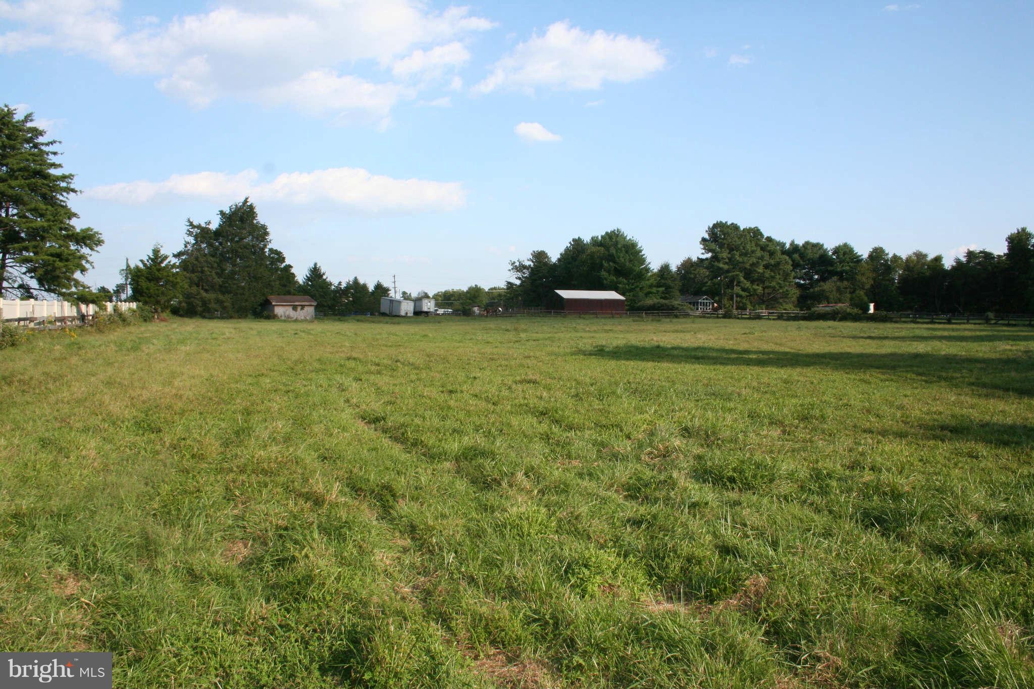 4814 Pleasant Valley Road Chantilly, VA 20151 - Photo 9 of 15 View to House From Rear of Property