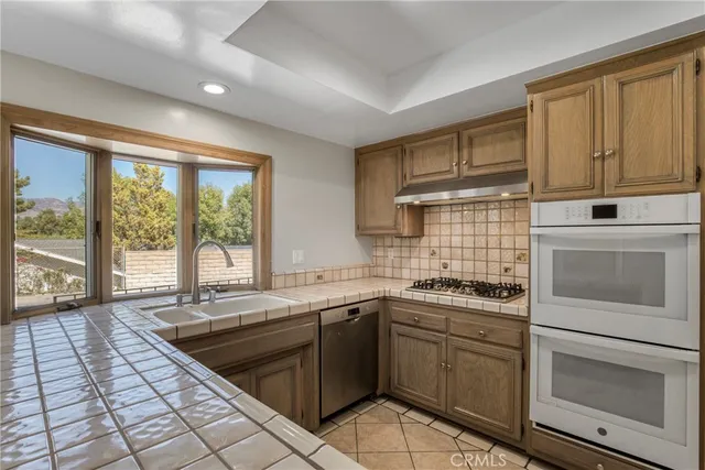 $6,000 | 19101 Kingsbury Street, Porter Ranch, CA 91326