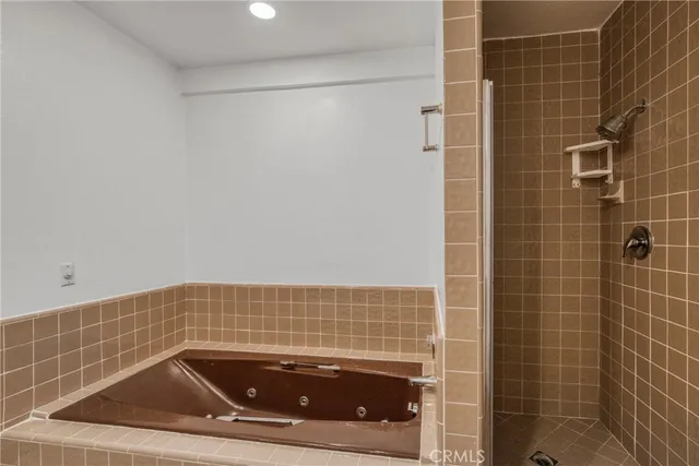 $6,000 | 19101 Kingsbury Street, Porter Ranch, CA 91326