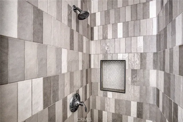 $6,000 | 19101 Kingsbury Street, Porter Ranch, CA 91326