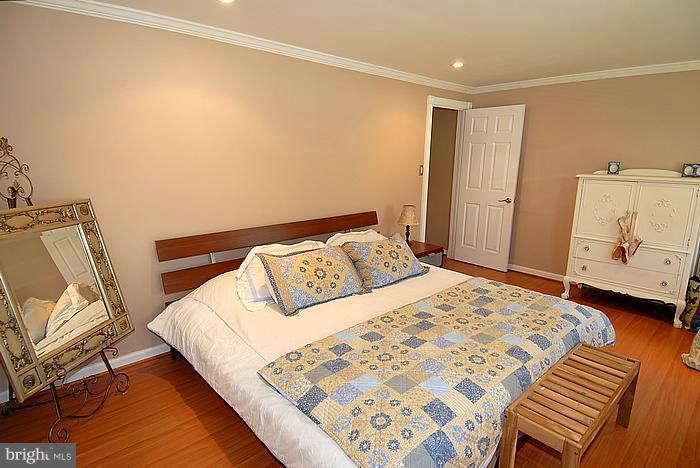 15404 Wembrough Street Silver Spring, MD 20905 - Photo 14 of 30 Bedroom
