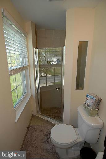 15404 Wembrough Street Silver Spring, MD 20905 - Photo 22 of 30 Bath (Master)