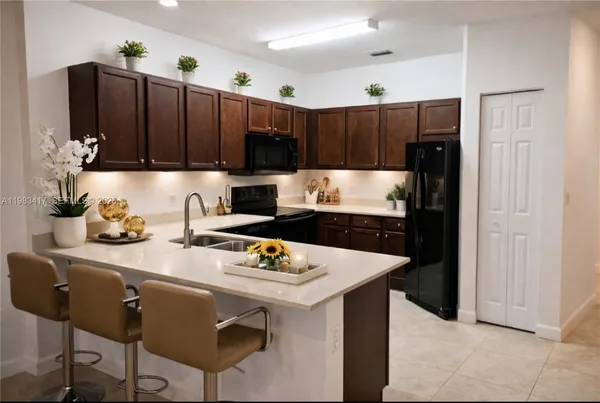 $3,000 | 290 Northwest 109th Avenue, Unit 107, Miami, FL 33172