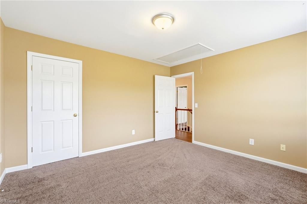 4331 Kinnamon Road Winston-Salem, NC 27103 - Photo 42 of 46