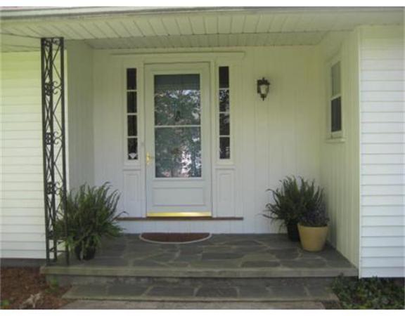 18 Hillside Road Northampton, MA 01060 - Photo 5 of 30 Gallery Image 5