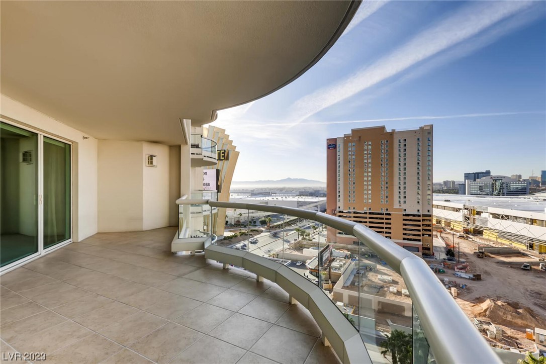 2857 Paradise Road, Unit 1202 Las Vegas, NV 89109 - Photo 29 of 34