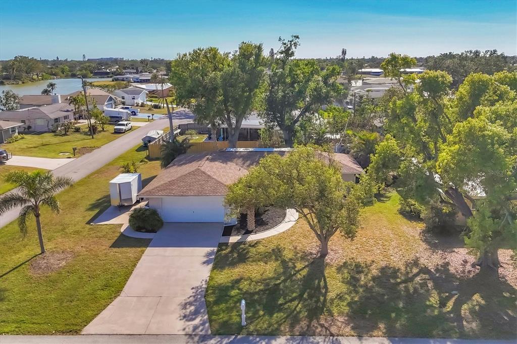 448 Redwood Road Venice, FL 34293 - Photo 36 of 45