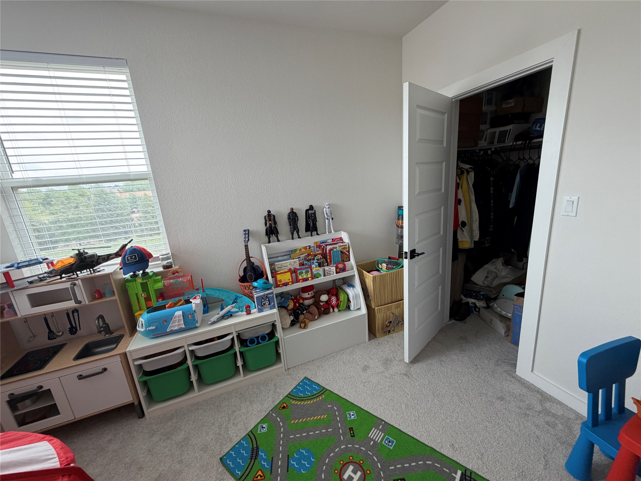 2600 Gattis School Road, Unit 1401 Round Rock, TX 78664 - Photo 4 of 33 a children room with furniture and a window