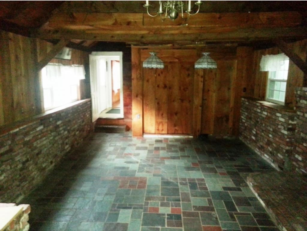 1276 Mammoth Road Pelham, NH 03076 - Photo 11 of 21