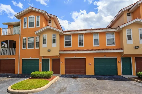 $2,000 | 12020 Villanova Drive, Unit 105, Orlando, FL 32837