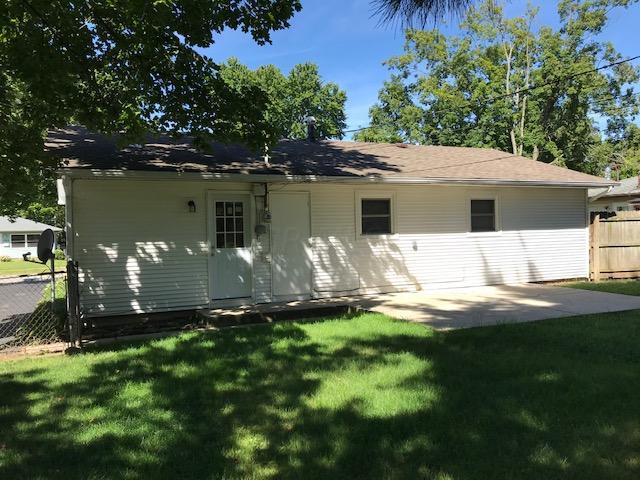 1050 Cottingham Road Reynoldsburg, OH 43068 - Photo 2 of 12