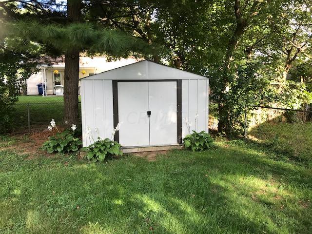 1050 Cottingham Road Reynoldsburg, OH 43068 - Photo 3 of 12