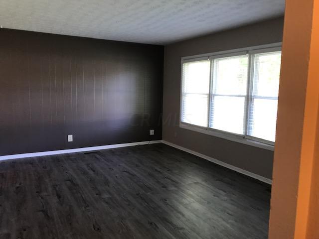 1050 Cottingham Road Reynoldsburg, OH 43068 - Photo 7 of 12