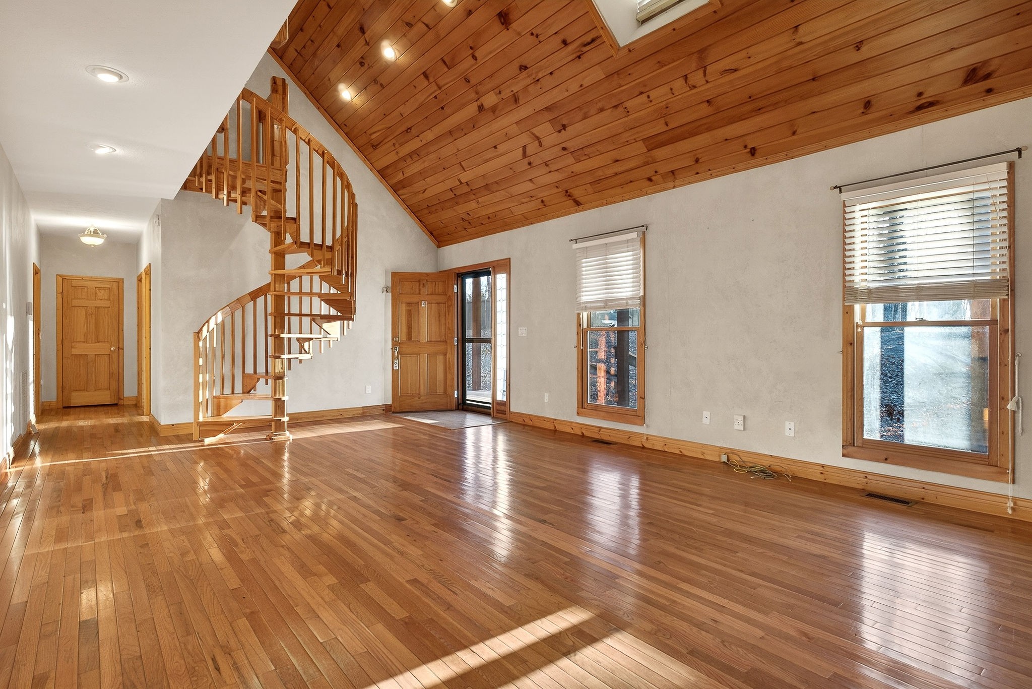 1011 Low Gap Road Sparta, TN 38583 - Photo 13 of 76