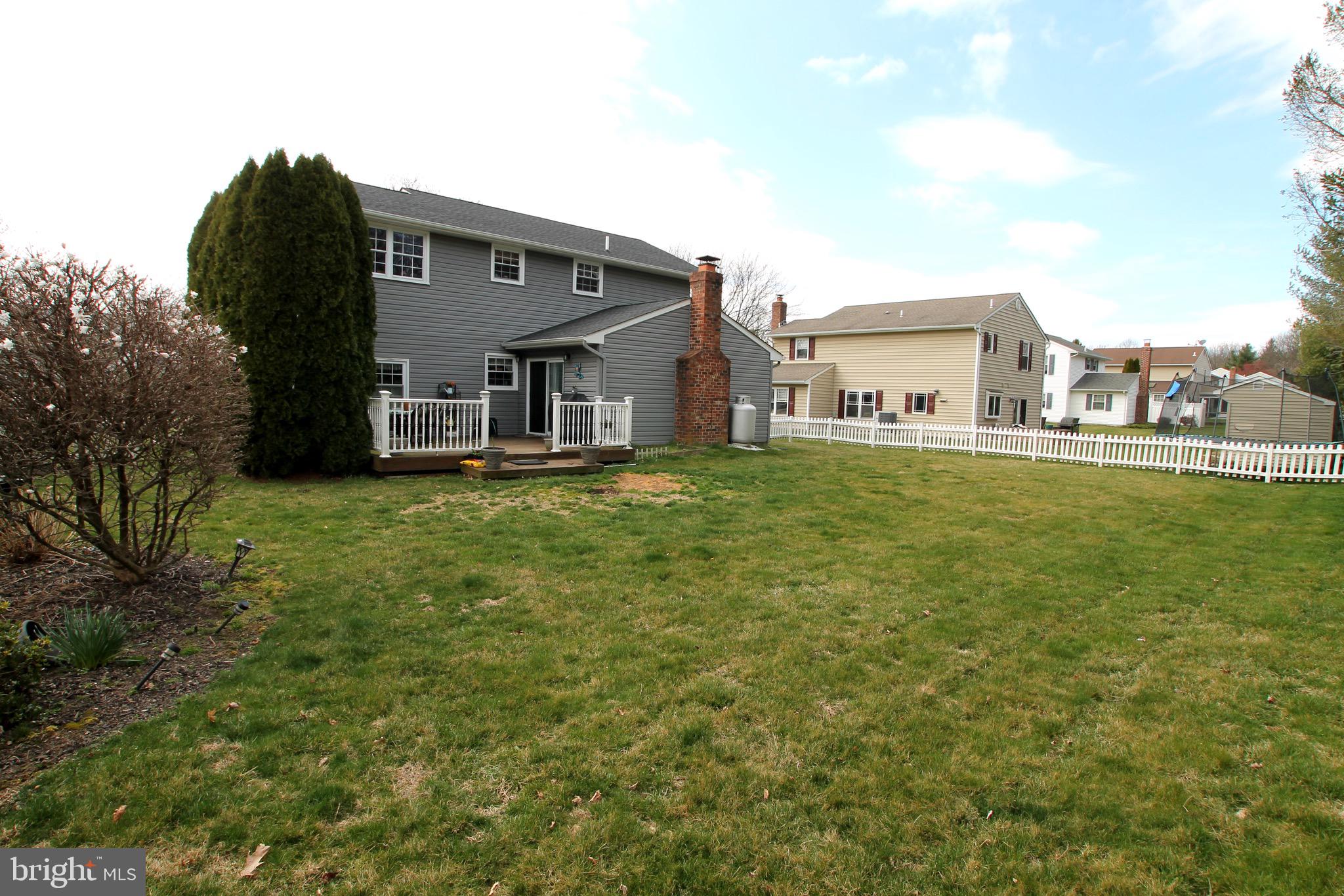 235 Burgundy Lane Newtown, PA 18940 - Photo 26 of 26 Fenced Yard