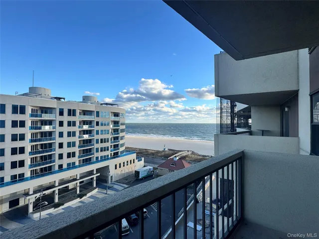 $725,000 | 360 Shore Road, Unit 8L, Long Beach, NY 11561