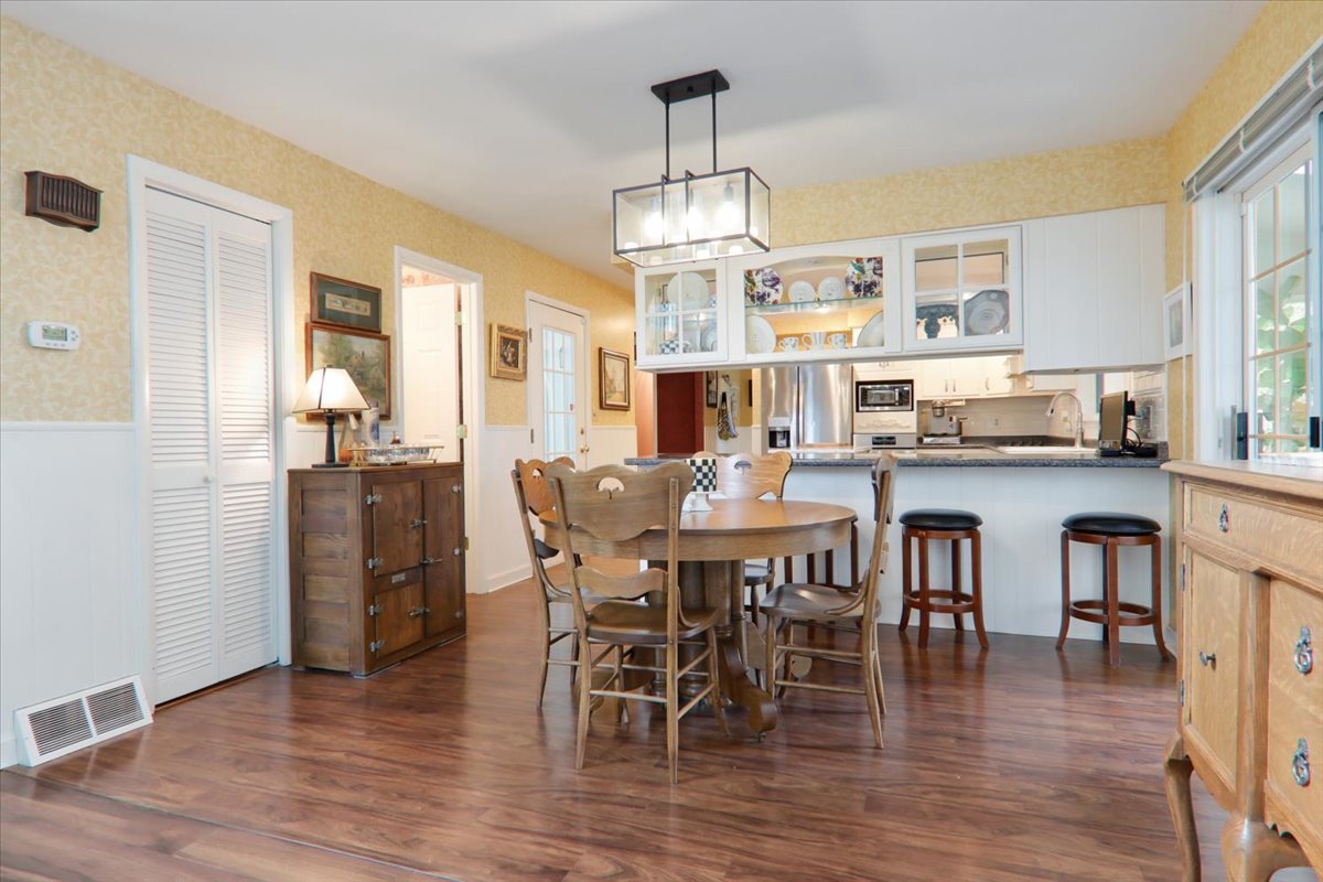 17 Sunset Road Bloomington, IL 61701 - Photo 17 of 60