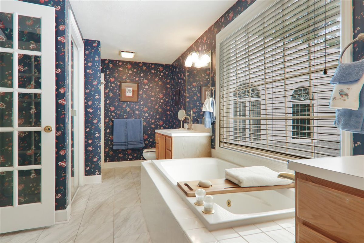 17 Sunset Road Bloomington, IL 61701 - Photo 29 of 60