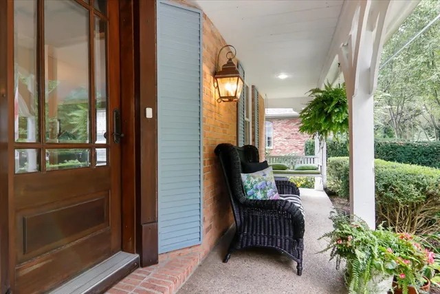 $599,900 | 17 Sunset Road, Bloomington, IL 61701