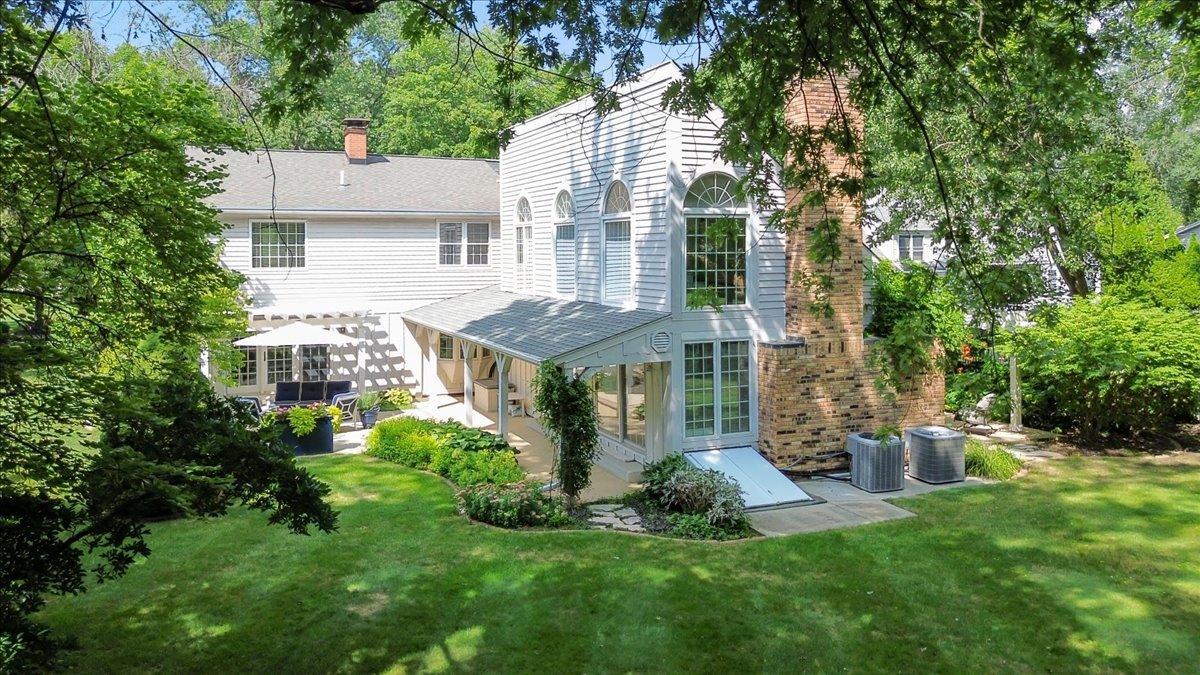 17 Sunset Road Bloomington, IL 61701 - Photo 53 of 60