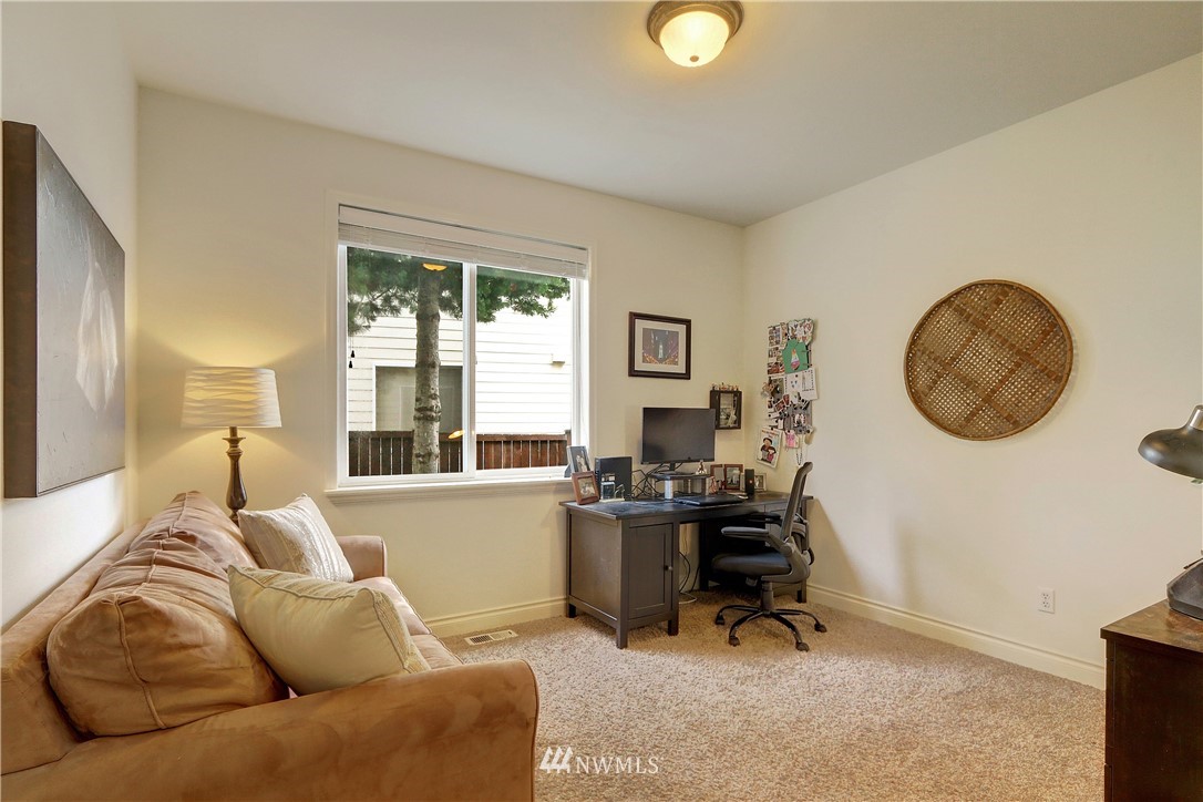 18533 174th Place Southeast Renton, WA 98058 - Photo 15 of 32