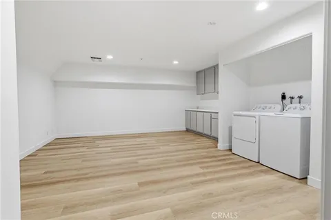 $7,700 | 200 North Catalina Avenue, Unit F, Redondo Beach, CA 90277