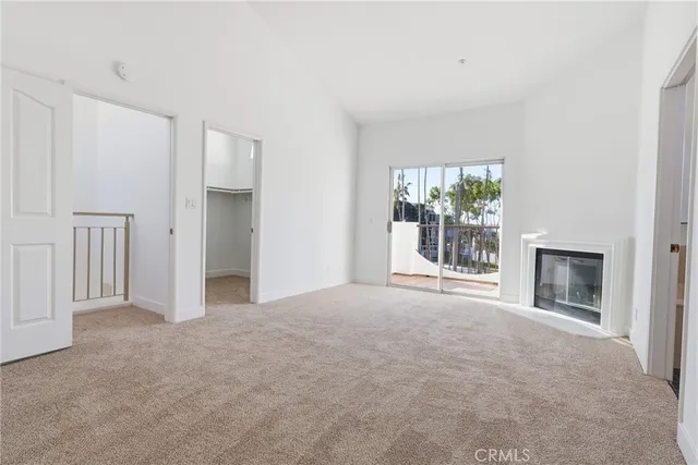 $7,400 | 200 North Catalina Avenue, Unit F, Redondo Beach, CA 90277