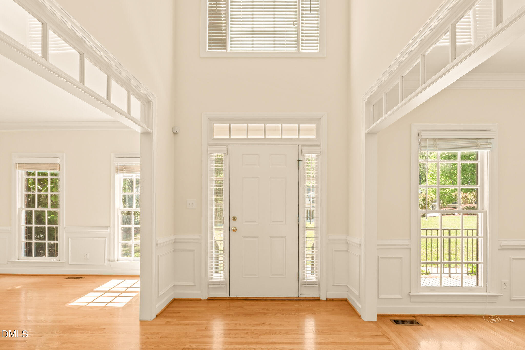 2929 Sunnystone Way Raleigh, NC 27613 - Photo 7 of 42