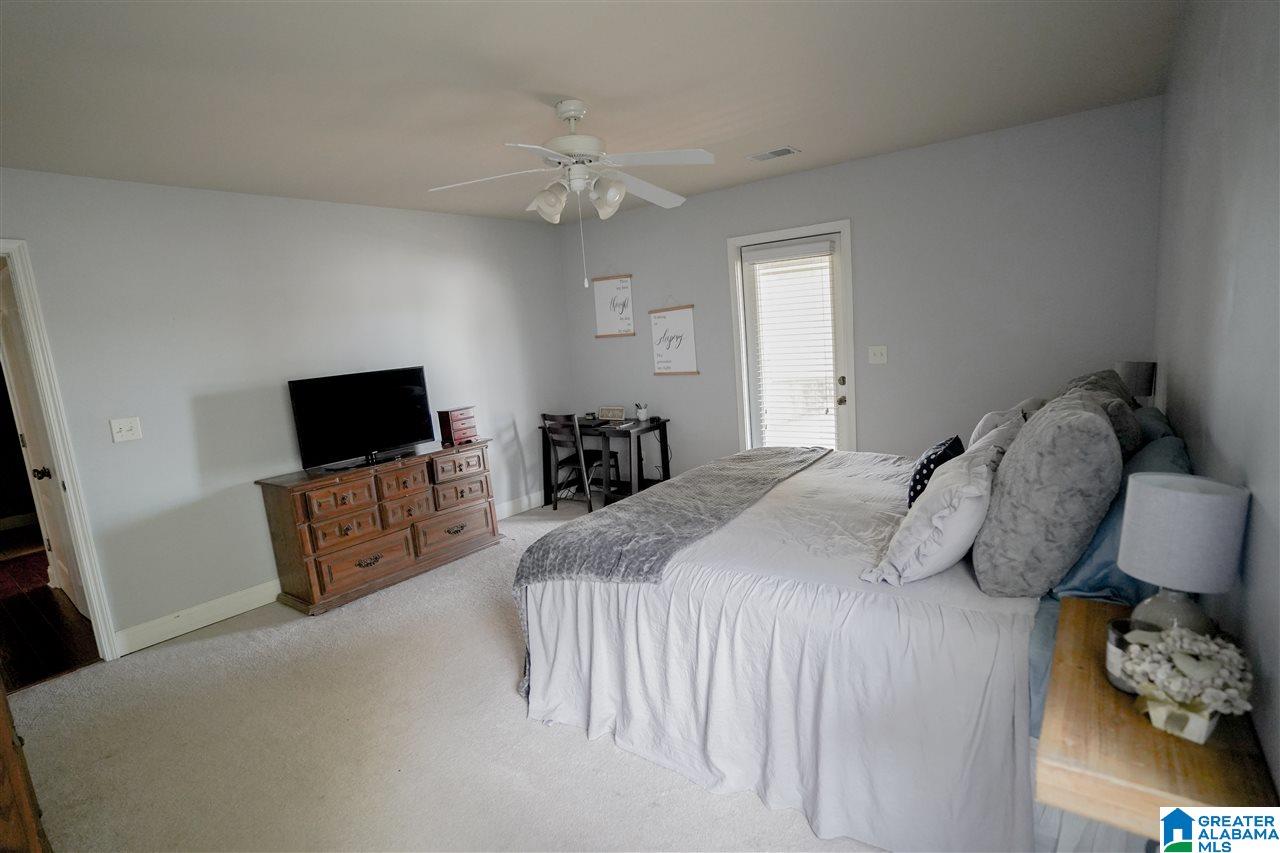 208 Stoney Trail Alabaster, AL 35114 - Photo 10 of 32